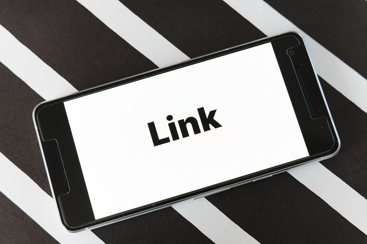 CDN, Caching, and Edge: Speeding Up Global B2B Sites