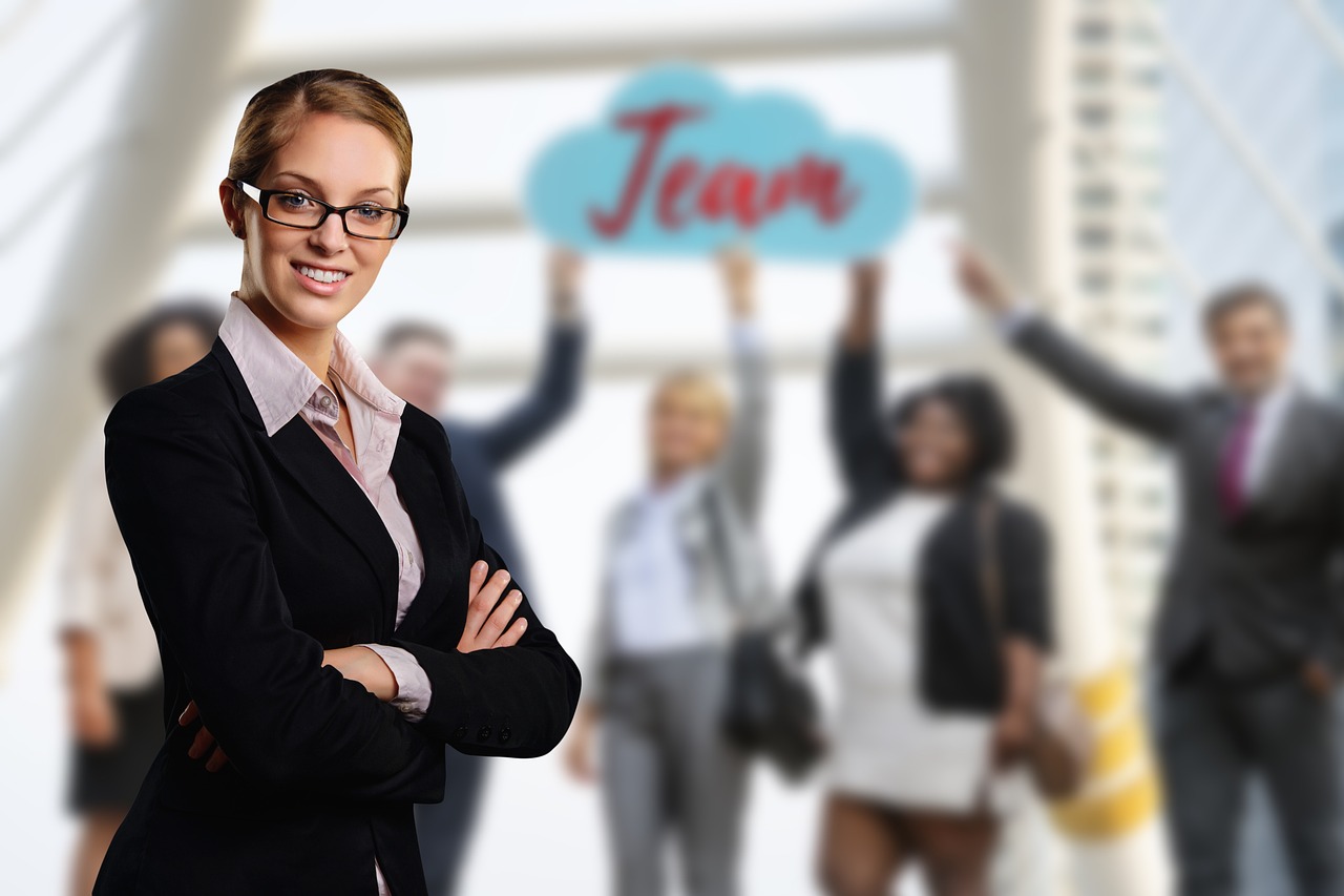 The RevOps Operating Model: Aligning Sales, Marketing, and CS